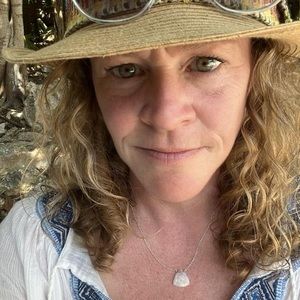 Meet your Posher, Heidi